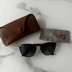 Item thumbnail for item 7f579d8f-eae3-461d-9f61-5912980f23d4