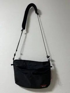 Item thumbnail for item 629b9db4-d559-467a-b79b-3b6891d55caa