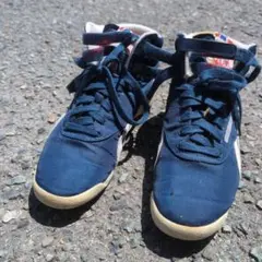 Item thumbnail for item 380c3bce-b634-4fbe-8af2-d514ddf72d38