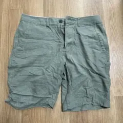 A&F グリーンショートパンツ