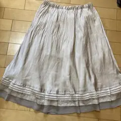 ベージュ プリーツ フレアスカート