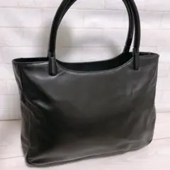 《美品》PRADA(プラダ)ハンドバッグ