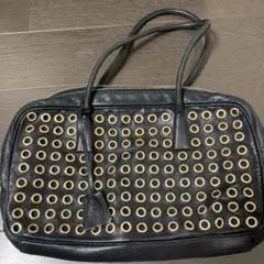 プラダ パンチングレザーバッグ
