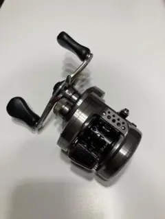 シマノ 17カルカッタコンクエストBFS HG
