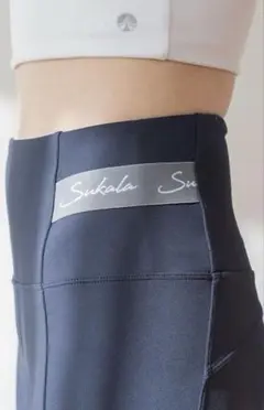 SUKALAサイドロゴレギンスS サイズ