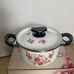 新品未使用　クイーンルビー ホーロー鍋 両手鍋花柄　昭和レトロ　箱付き