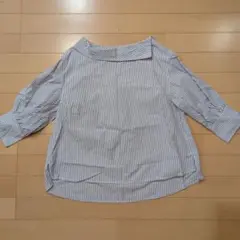 【再値下げ！美品★】セーラーカラー　グレーストライプブラウス　M