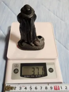 鉄製 人物像とフクロウの置物 ペン差し 371g