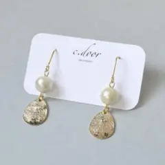 Item thumbnail for item 281da6a0-7a98-4625-b2d1-2886439eb72e