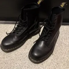 Dr.Martens 8ホールブーツ