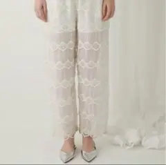 crinkle 3D peacock embroidery pants