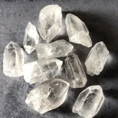 【大容量！虹入り！早い者勝ち】最強浄化　天然石　水晶　ポイント　お守り