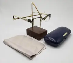 Item thumbnail for item ec9883a7-1c38-42cc-97f7-1bf9e83e8e7c