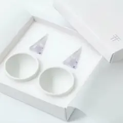 【新品未使用】”モダン神具_光の盛り塩セット”三角形クリスタルと陶器の置物セット
