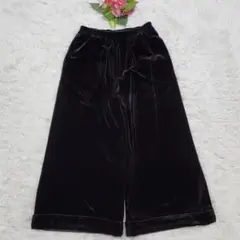 フォクシーニューヨーク　ベロアノワール　ガウチョパンツ　ブラック