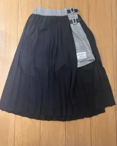 ラブトシキック　パンツスカート