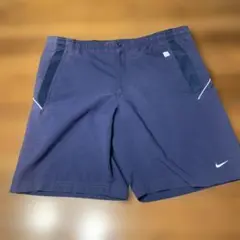 Nike ネイビー ハーフパンツ