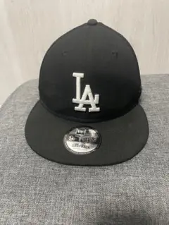 New Era LA 9FIFTY ブラックキャップ