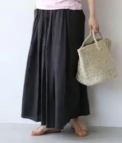■美品 MICA & DEAL 現行品 タックフレアロングスカート 定価2.2万
