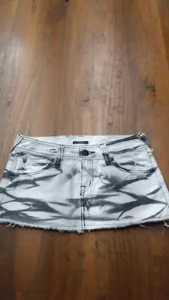 928 TRIBE グラフィックプリント ミニスカート
