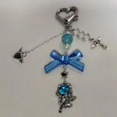 ブルーリボンチャーム