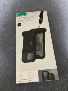 ESR WATERPROOF POUCH PRO 防水ケース