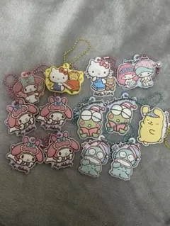 サンリオキーホルダー＋おまけ付き