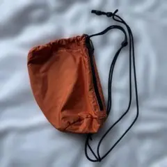 オレンジ ナイロン ドローストリングバッグ　ユニクロ