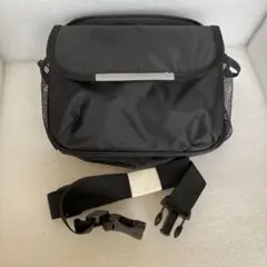 ナイロンバッグ　ボディバッグ　釣りバッグ　防災バック　ショルダー付き　黒