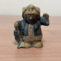 陶器置物　人形　レトロ　民芸品　高さ約6cm