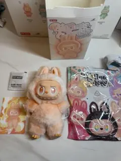 正規品　POPMART LABUBU ぬいぐるみ　SISI THE MONSTERS SISI POPMART ぬいぐるみ labubu - メルカリ