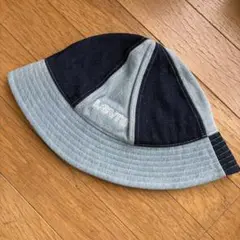 Item thumbnail for item b84bd4c8-e34d-491d-8c9c-9ab16b387a7c