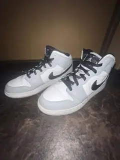 Nike Air Jordan 1 Mid