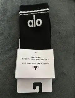 新品 Alo Yoga Throwback Sockロゴ ラインソック　黒