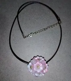 ハンドメイド　ネックレス　鈴蘭　ピンク系