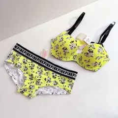新品★PINKブラジャーショーツセット 32B イエロー