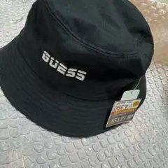 新品未使用タグ付き GUESS ロゴ付きバケットハット
