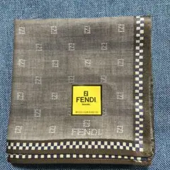 FENDI ロゴ入り ブラウン ハンカチ　綿100% 新品、未使用