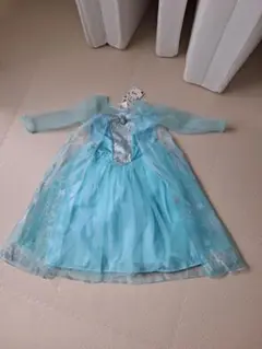 エルサの水色ドレス H&M