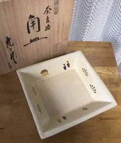 赤膚山元窯奈良絵　扇面香合　古瀬堯三　共箱　Ｍ673 赤膚山元窯奈良絵 扇面香合 古瀬堯三 共箱 M673