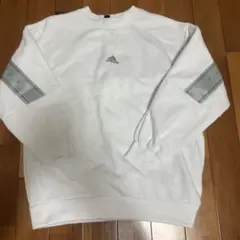 adidas ホワイト トレーナー オーバーサイズ