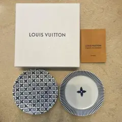 断捨離処分Louis Vuitton 楕円形皿 ネイビー白 断捨離処分Louis Vuitton 楕円形皿 ネイビー白
