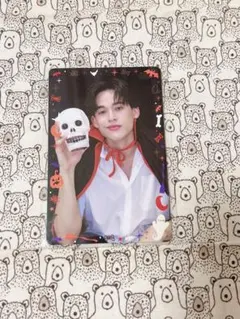 Item thumbnail for item 30a92d0a-262d-4d3d-a82f-4f7276eb00b3