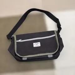 キッズ　ショルダーバック
