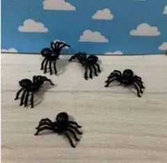 蜘蛛(小) プラスチックおもちゃ ハロウィンデコ m40