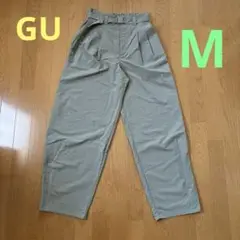 GU テックタックコクーンパンツ　オリーブ