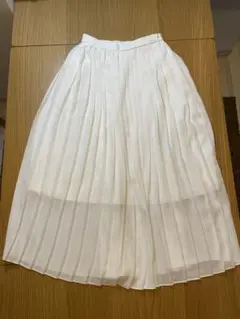 ホワイト プリーツロングスカート