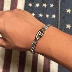 チェーンブレスレット