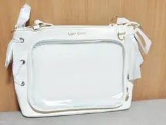 痛バッグ 白