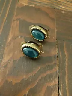 Item thumbnail for item 7022661c-a8f1-4f24-af46-996bf07ae7e2